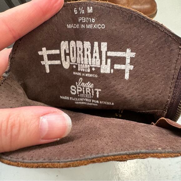 Corral Tan Leather Women's Short Ankle Boots Booties Size 6.5 - Picture 7 of 8